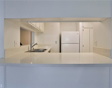 1184 Mohave Drive - Photo Thumbnail 8