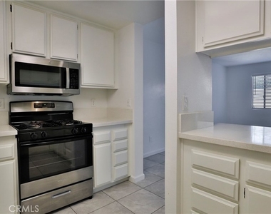 1184 Mohave Drive - Photo Thumbnail 12
