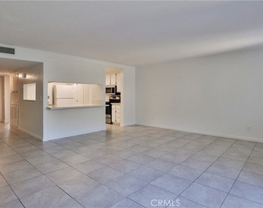 1184 Mohave Drive - Photo Thumbnail 6