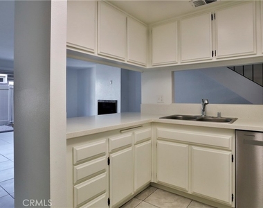 1184 Mohave Drive - Photo Thumbnail 13