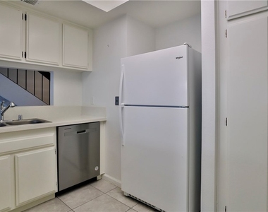 1184 Mohave Drive - Photo Thumbnail 11