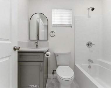 10 Cortez Street - Photo Thumbnail 6