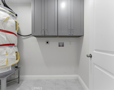 10 Cortez Street - Photo Thumbnail 10