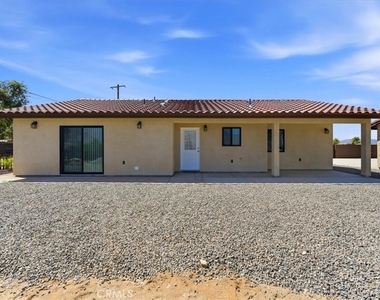 10 Cortez Street - Photo Thumbnail 11
