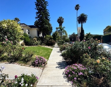 1046 S Citrus Avenue - Photo Thumbnail 73