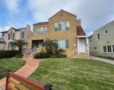1046 S Citrus Avenue - Photo Thumbnail 1