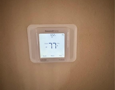 1046 S Citrus Avenue - Photo Thumbnail 44