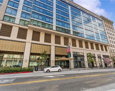 400 S Broadway - Photo Thumbnail 5