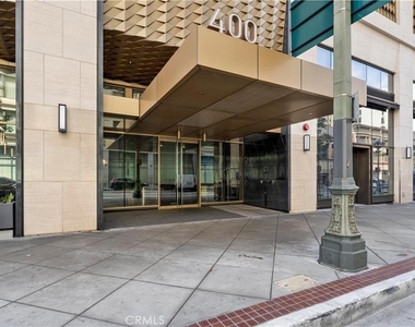 400 S Broadway - Photo Thumbnail 6