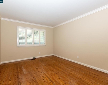 432 Stonefield Pl - Photo Thumbnail 19