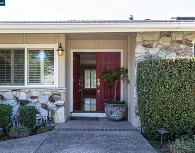 432 Stonefield Pl - Photo Thumbnail 1