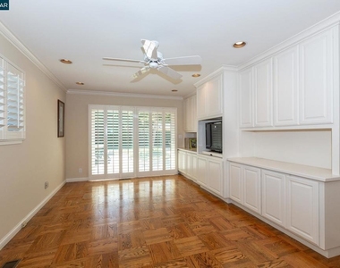 432 Stonefield Pl - Photo Thumbnail 13