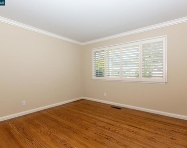 432 Stonefield Pl - Photo Thumbnail 18
