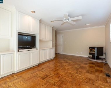 432 Stonefield Pl - Photo Thumbnail 14