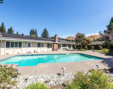 432 Stonefield Pl - Photo Thumbnail 25