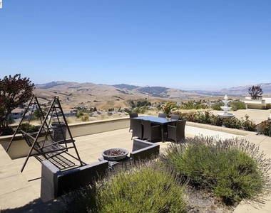 3272 Ashbourne Cir - Photo Thumbnail 1
