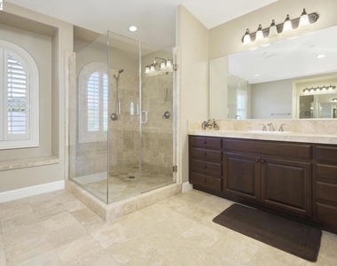 3272 Ashbourne Cir - Photo Thumbnail 19