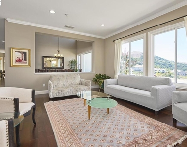 3272 Ashbourne Cir - Photo Thumbnail 6