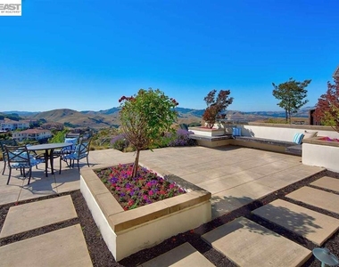 3272 Ashbourne Cir - Photo Thumbnail 3