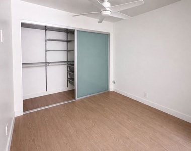 1433 Euclid Street - Photo Thumbnail 2
