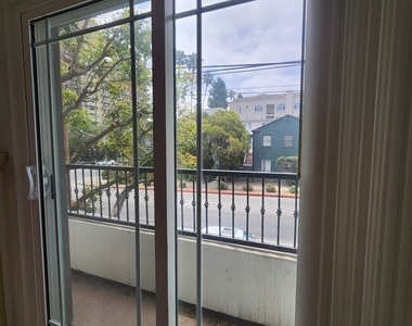 147 S Doheny Drive - Photo Thumbnail 15
