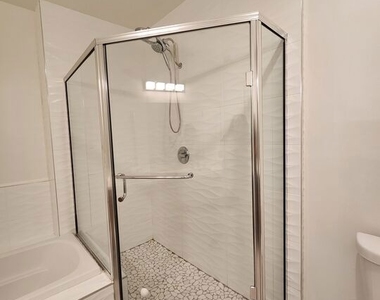 147 S Doheny Drive - Photo Thumbnail 34