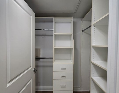 147 S Doheny Drive - Photo Thumbnail 23