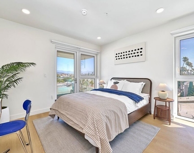 510 S Oxford Avenue - Photo Thumbnail 42