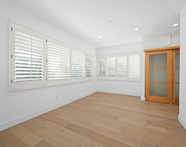 435 Dalehurst Avenue - Photo Thumbnail 4