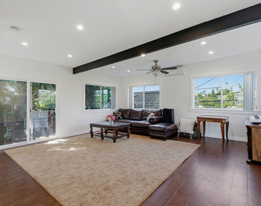1301 Angelus Avenue - Photo Thumbnail 3