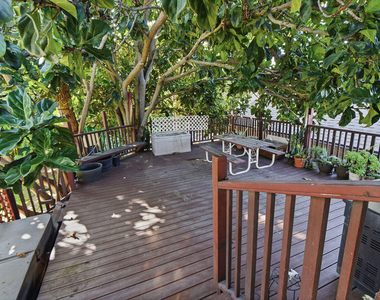 1301 Angelus Avenue - Photo Thumbnail 6