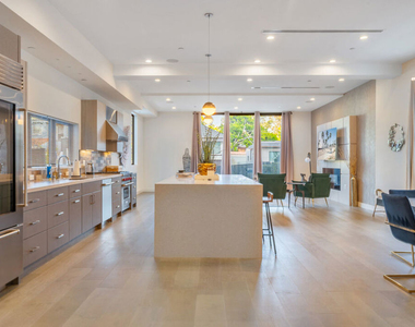 10563 Ashton Avenue - Photo Thumbnail 43