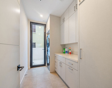 10563 Ashton Avenue - Photo Thumbnail 47