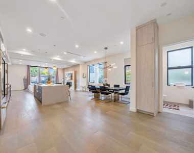 10563 Ashton Avenue - Photo Thumbnail 40