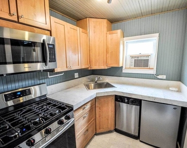 2315 2nd Street - Photo Thumbnail 8