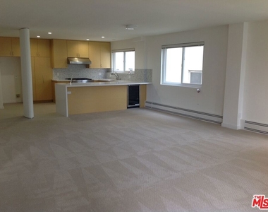10655 Wilshire Boulevard - Photo Thumbnail 7