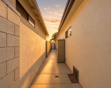 6647 W 82nd Street - Photo Thumbnail 33