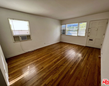 814 19th Street - Photo Thumbnail 8