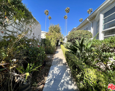 814 19th Street - Photo Thumbnail 2