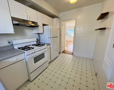 814 19th Street - Photo Thumbnail 12