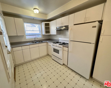 814 19th Street - Photo Thumbnail 11