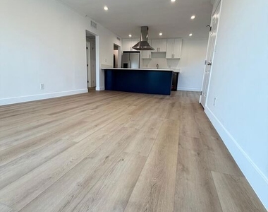 3744 Westwood Boulevard - Photo Thumbnail 10