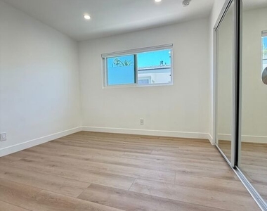 3744 Westwood Boulevard - Photo Thumbnail 7