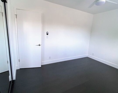 525 Broadway Street - Photo Thumbnail 15