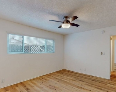1827 Manning Avenue - Photo Thumbnail 14