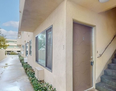 1827 Manning Avenue - Photo Thumbnail 2
