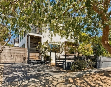 3256 Cabrillo Boulevard - Photo Thumbnail 1