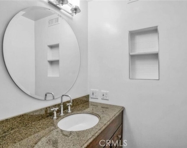 5003 Tilden Avenue - Photo Thumbnail 14