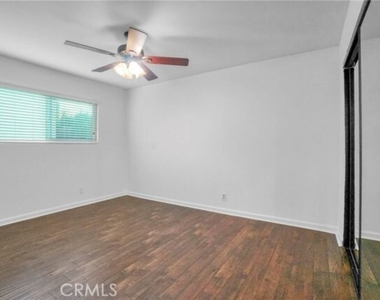 5003 Tilden Avenue - Photo Thumbnail 11