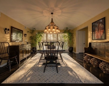 13166 Valley Vista Boulevard - Photo Thumbnail 12